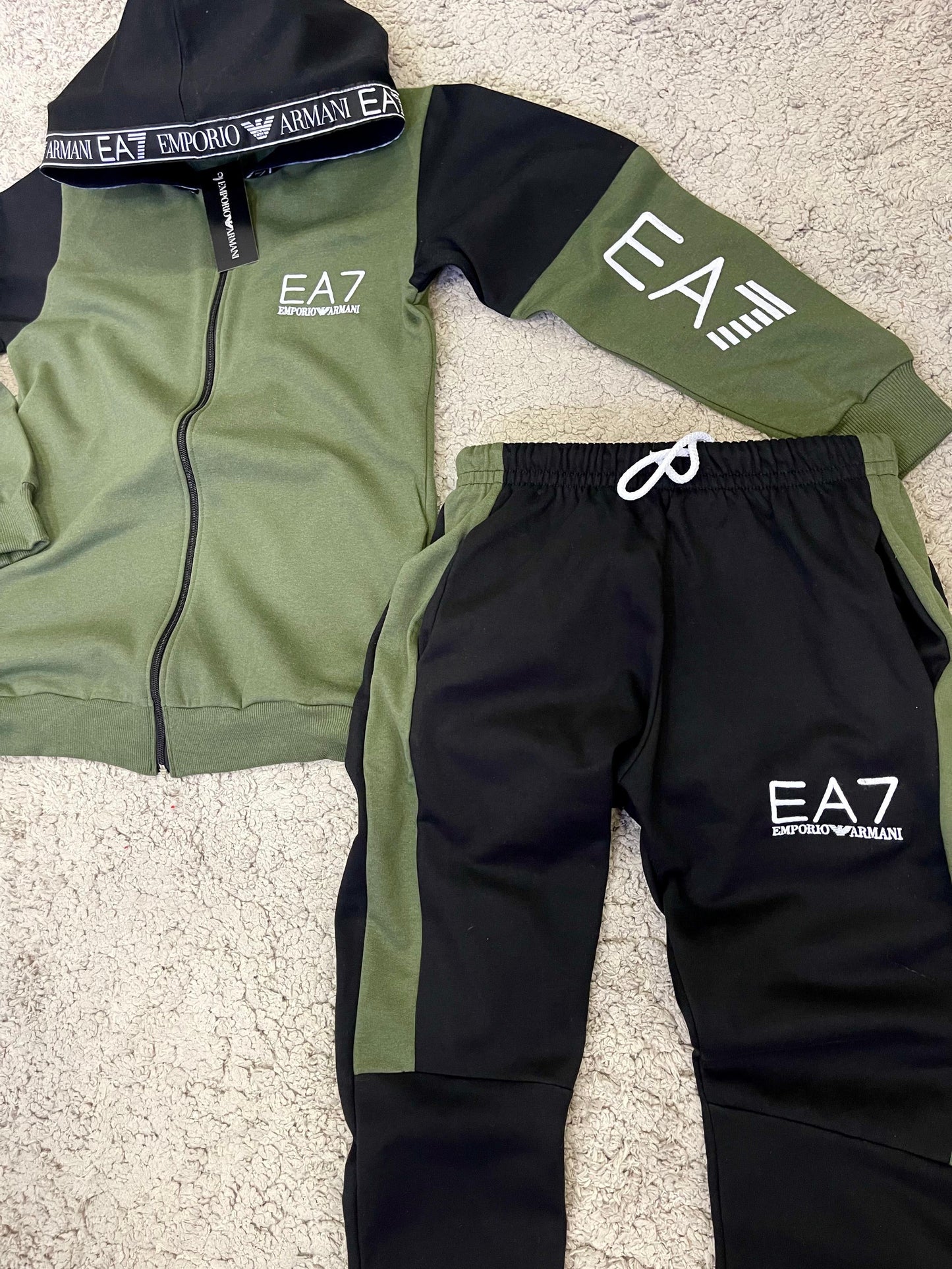 Novedad Chándal EA7 “verde” "Baja calidad"