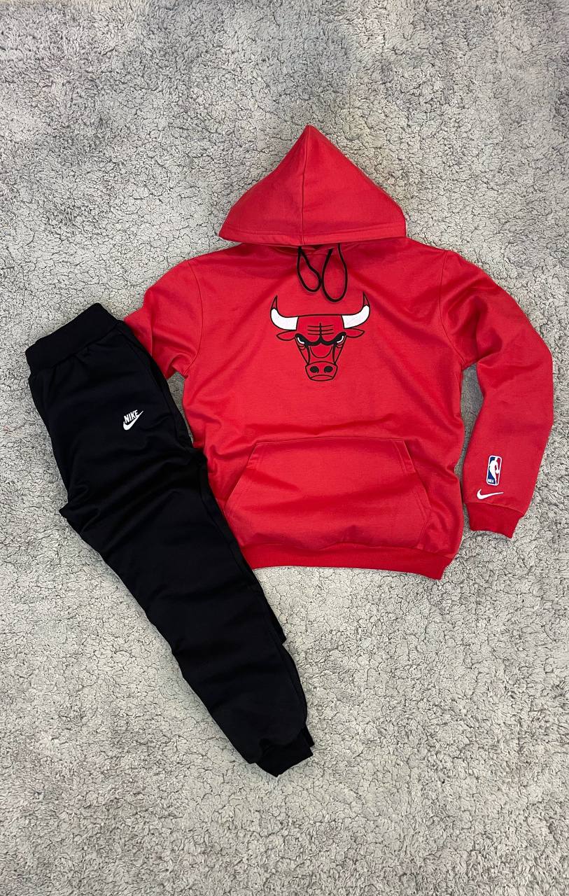 Chandal rojo “Chicago bulls” "Baja calidad"