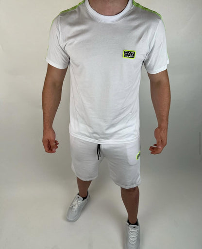 Conjunto de verano EA7