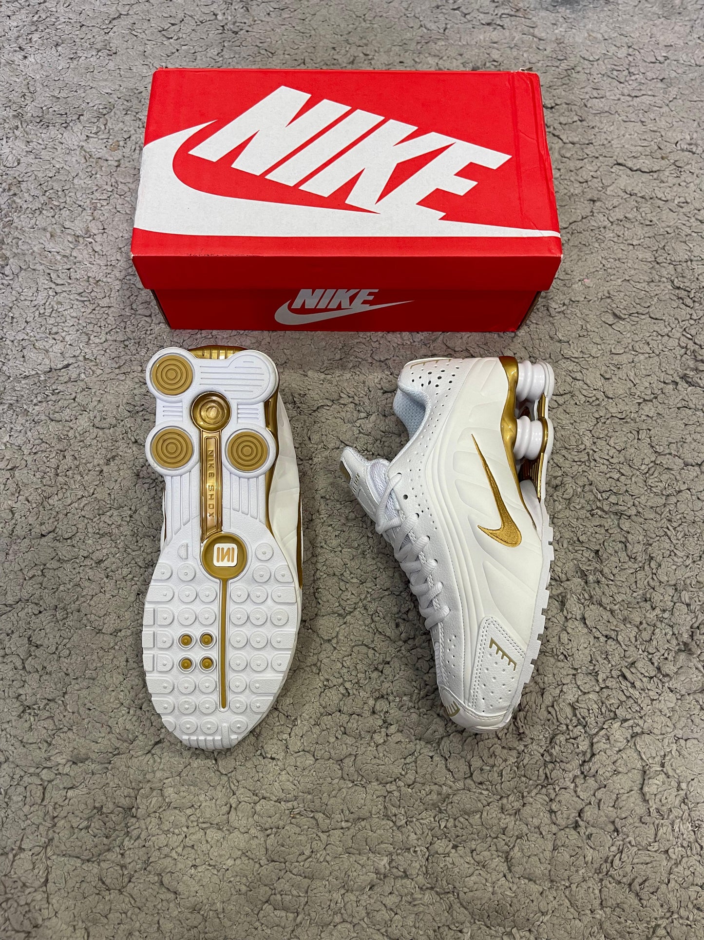 Nike Shox R4 blancas