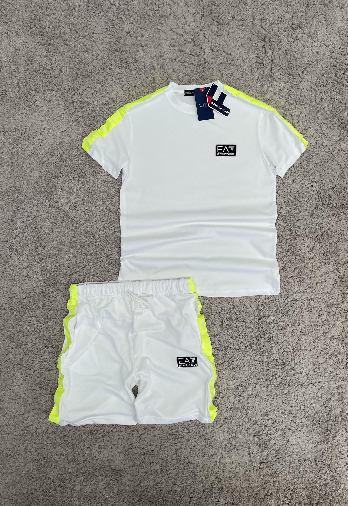 Conjunto de verano EA7