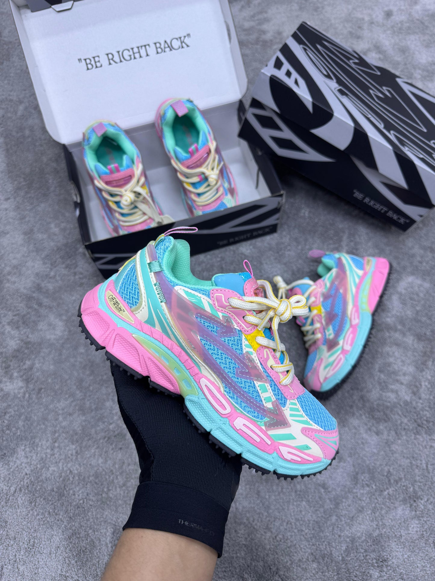 OFF-WHITE Be Right (Bicolor )